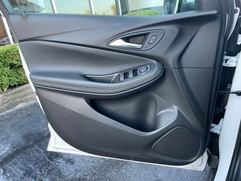 Used 2025 Buick Encore GX Preferred image 20