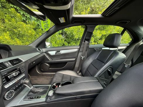 Used 2012 Mercedes-Benz C 250 Sedan image 37