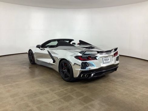 Used 2024 Chevrolet Corvette Stingray Premium Conv w/ Z51 Performance Package RWD image 7
