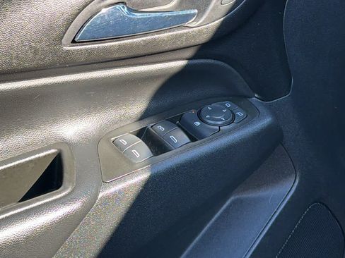 Used 2023 Chevrolet Equinox LT AWD/4WD image 22