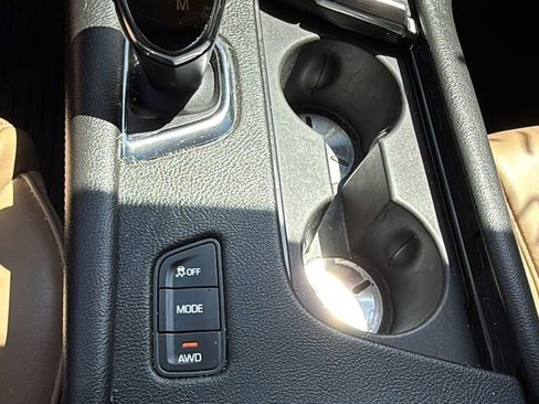 Used 2019 Cadillac XT5 Platinum AWD/4WD image 39