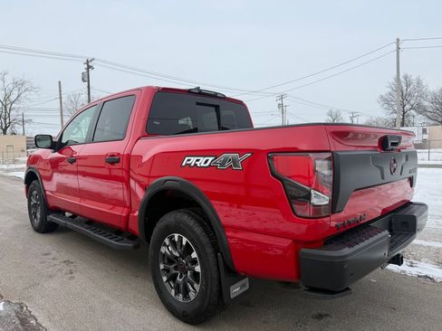 Used 2024 Nissan Titan PRO-4X w/ Pro-4x Convenience Package image 6