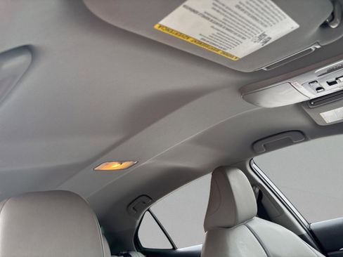 Used 2023 Toyota Camry SE image 37