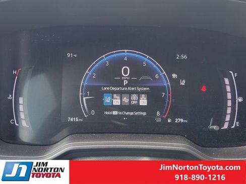 Used 2026 Toyota Corolla LE FWD image 17