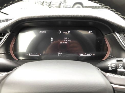 New 2025 Jeep Grand Cherokee Altitude image 24