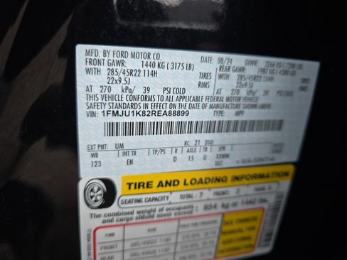 Used 2024 Ford Expedition Limited image 39