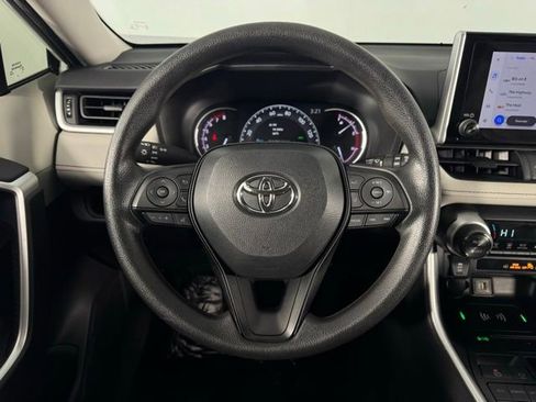 Used 2024 Toyota RAV4 XLE image 21