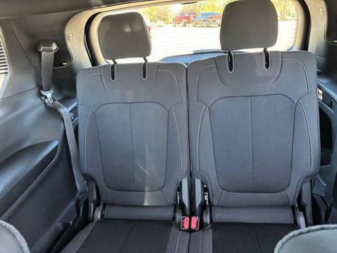 New 2026 Jeep Grand Cherokee L 4WD image 18