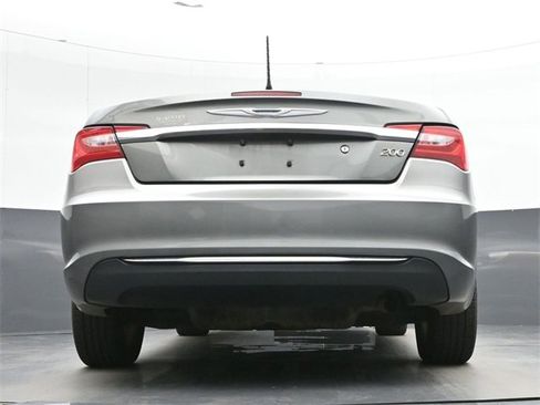 Used 2013 Chrysler 200 Touring image 13
