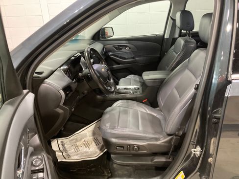 Used 2018 Chevrolet Traverse Premier AWD/4WD image 21
