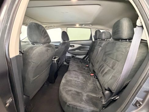 Used 2019 Nissan Murano SV AWD/4WD image 4