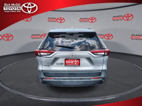 Used 2022 Toyota RAV4 XLE Premium FWD image 7