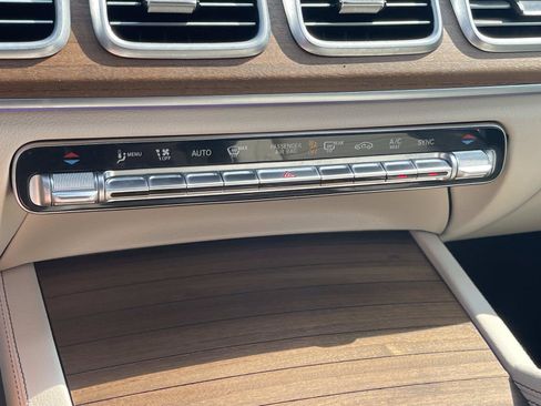 Certified 2025 Mercedes-Benz GLE 450 4MATIC image 35