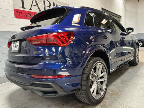 Used 2024 Audi Q3 2.0T Premium Plus w/ Premium Plus Package AWD/4WD image 3