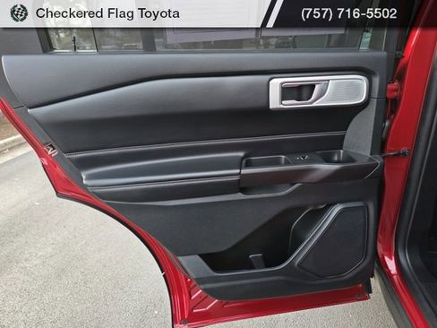 Used 2020 Ford Explorer ST w/ ST Street Pack image 41