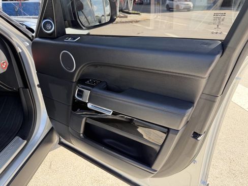 Used 2014 Land Rover Range Rover Supercharged AWD/4WD image 20