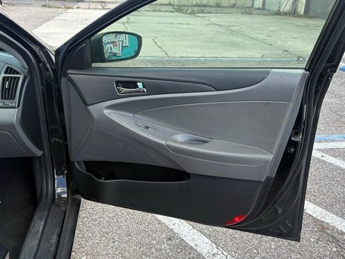 Used 2011 Hyundai Sonata GLS image 17