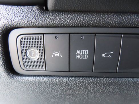 New 2025 Chevrolet Equinox EV RS w/ Convenience Package II AWD/4WD image 15