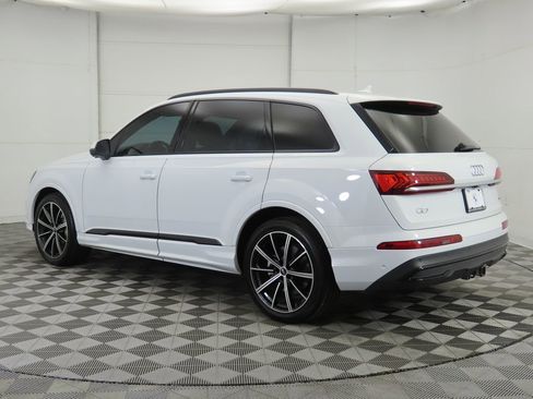 Used 2021 Audi Q7 3.0T Premium Plus image 7