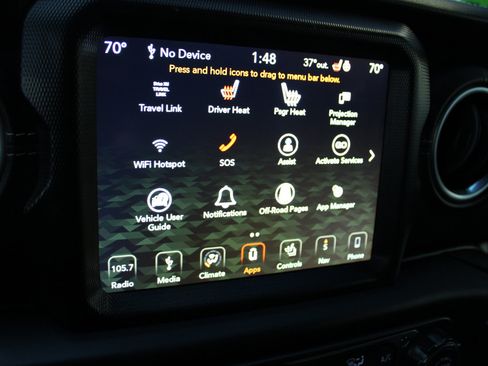 Used 2018 Jeep Wrangler Unlimited Sahara image 35