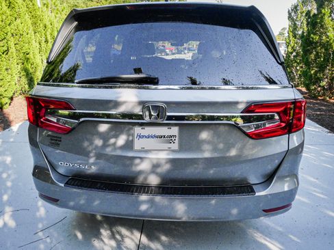 Used 2018 Honda Odyssey EX-L image 10