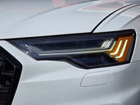 Used 2021 Audi S6 Prestige w/ Prestige Package image 15