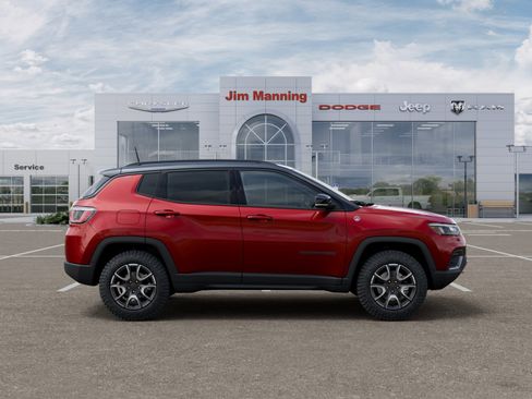 New 2026 Jeep Compass Trailhawk w/ Trailer Tow Group AWD/4WD image 21