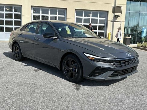 New 2026 Hyundai Elantra SEL Sport Premium FWD image 1