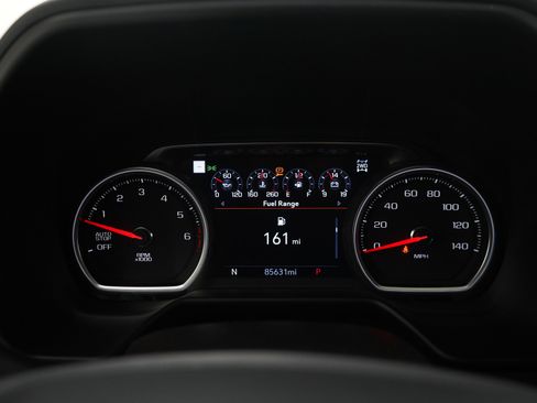 Used 2021 Chevrolet Suburban Premier w/ Premium Package AWD/4WD image 30