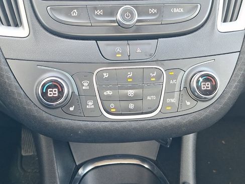 Certified 2023 Chevrolet Malibu LT image 33