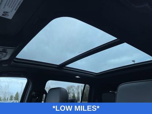 Used 2024 Chevrolet Suburban RST w/ Luxury Package image 19