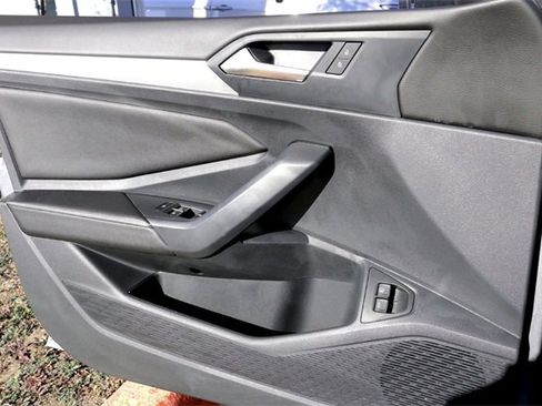 Used 2024 Volkswagen Jetta S image 22