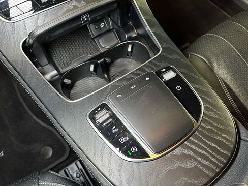 Used 2023 Mercedes-Benz E 350 4MATIC Sedan image 35