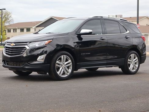 Used 2018 Chevrolet Equinox Premier AWD/4WD image 11