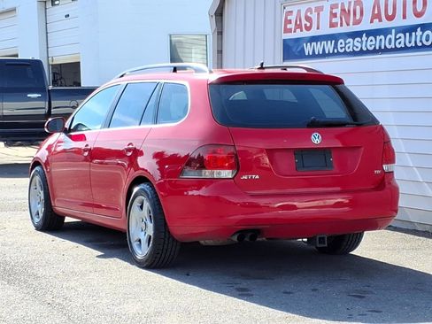 Used 2013 Volkswagen Jetta TDI FWD image 3