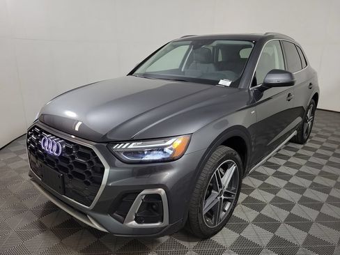 Used 2023 Audi Q5 e Prestige w/ Prestige Package AWD/4WD image 3