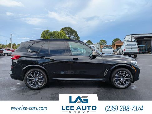 Used 2020 BMW X5 M50i w/ Executive Package AWD/4WD image 2