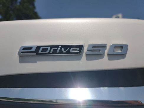 Used 2024 BMW i7 eDrive50 image 27