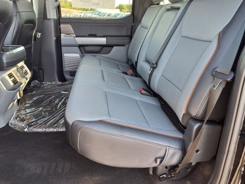 New 2025 Ford F150 Lariat w/ Equipment Group 501A Mid image 7