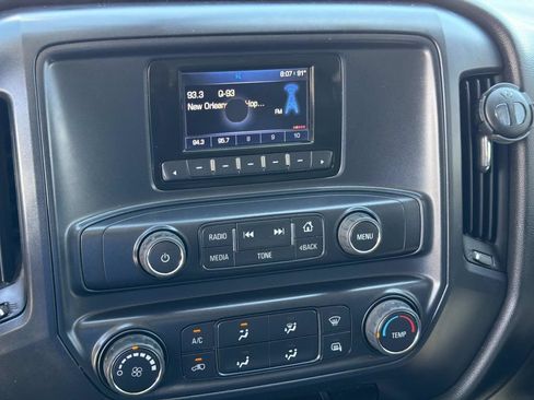 Used 2015 Chevrolet Silverado 2500 W/T w/ WT Convenience Package AWD/4WD image 25