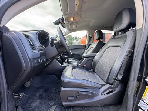Used 2016 Chevrolet Colorado Z71 w/ Z71 Midnight Edition AWD/4WD image 10