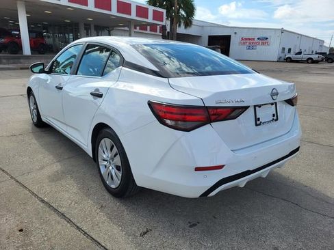 Used 2025 Nissan Sentra S image 17