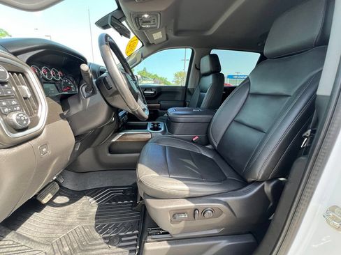 Used 2021 Chevrolet Silverado 1500 LT Trail Boss w/ Convenience Package II AWD/4WD image 18