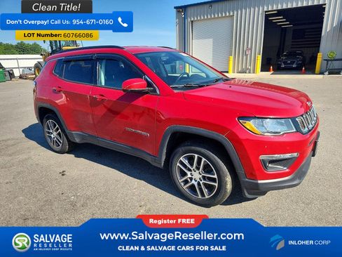 Used 2018 Jeep Compass Latitude w/ Popular Equipment Group AWD/4WD image 5