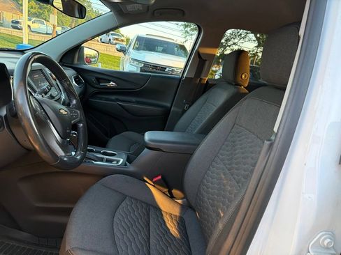 Used 2021 Chevrolet Equinox LT FWD image 7