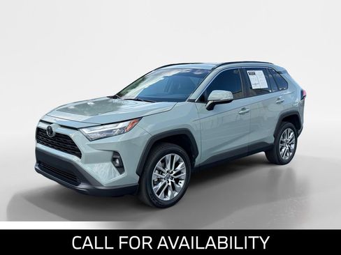 Used 2022 Toyota RAV4 XLE Premium FWD image 1