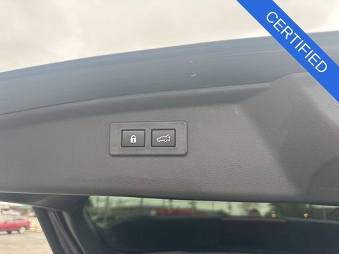 Certified 2025 Subaru Outback Touring XT AWD/4WD image 33