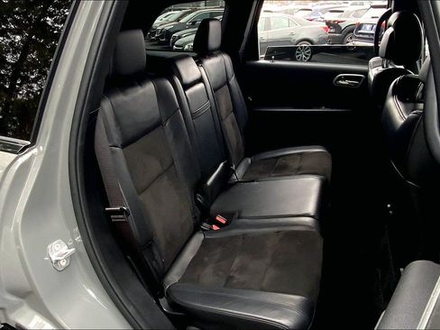 Used 2020 Jeep Grand Cherokee Altitude AWD/4WD image 12