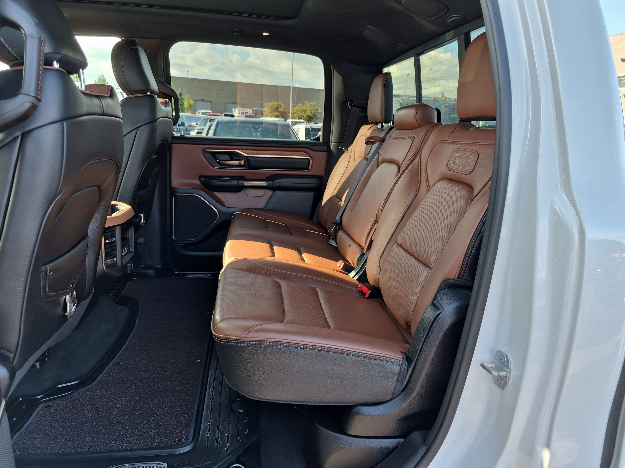 Used 2021 RAM 1500 Limited AWD/4WD image 28