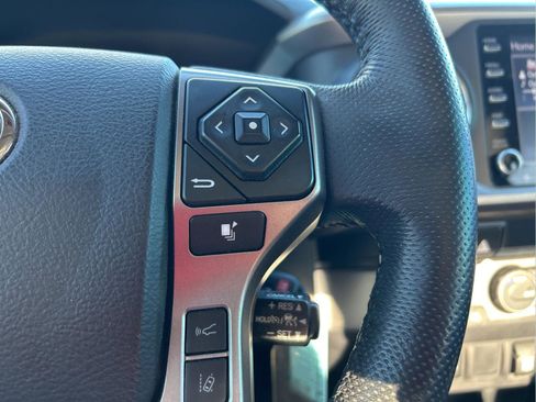 Used 2021 Toyota Tacoma SR5 image 17